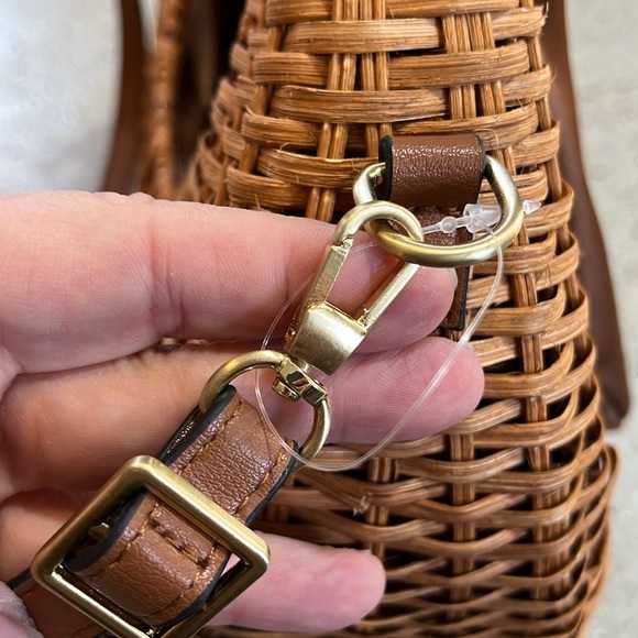 SCOOP LARGE STRAW CRESCENT CROSSBODY WITH SCARF ACCENT BROWN - Picture 6 of 13